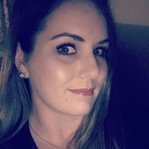 Meet your Posher, Roxanne